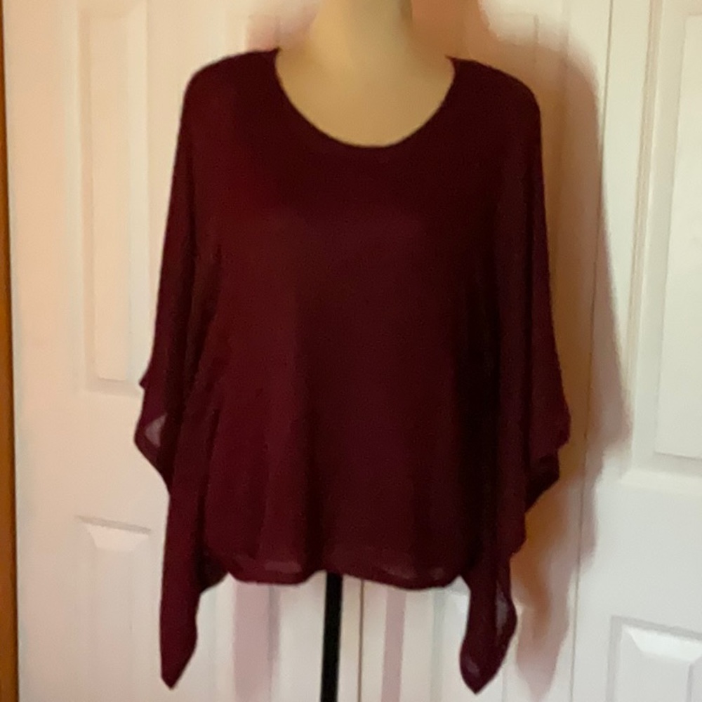 NWT Apostrophe “2 For One” Poncho, Size Petite Large.
